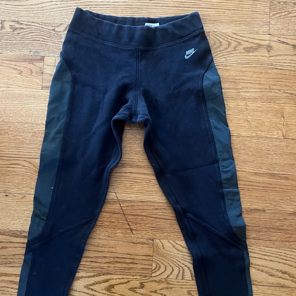 Nike dri fit Sweatpant leggings with mesh sides